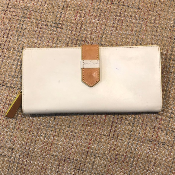 COLE HAAN Ivory Calfskin & Vachetta Leather Long Bifold Wallet Turquoise Lining - Picture 1 of 17
